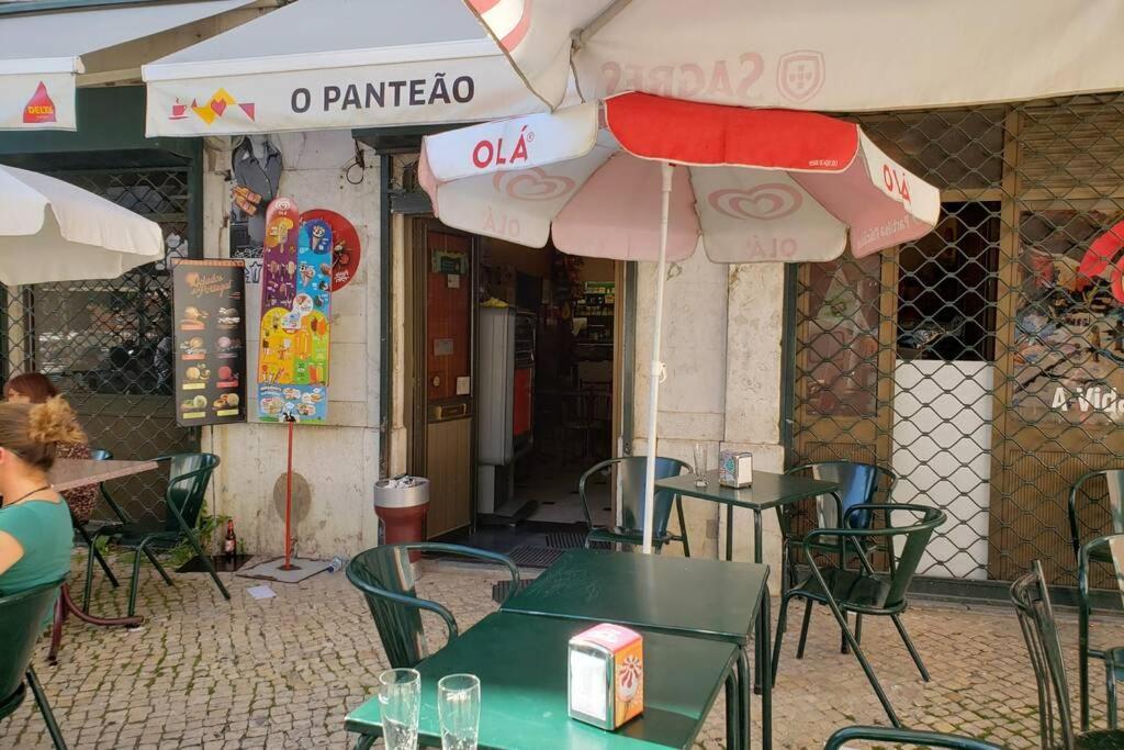 Ferienwohnung Feira Da Ladra Comfy Premium Lisboa Exterior foto